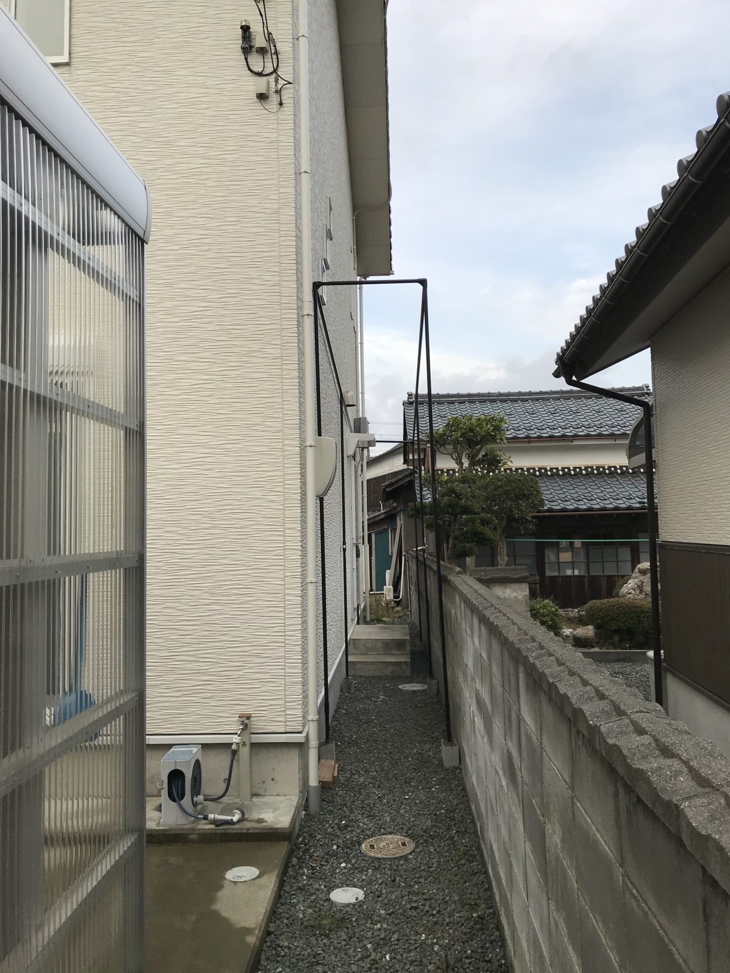 勝手口 雨除け屋根 Diy Life イレクターで できるワクワクを
