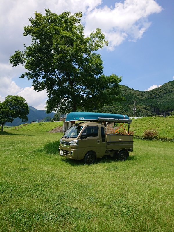 カヌー運搬用ルーフキャリア