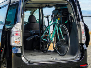 車内自転車スタンド